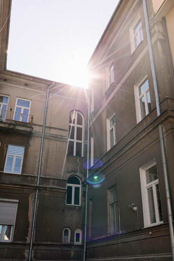 Apartament Z Antresola W Centrum Miasta Apartamento Lublin Exterior foto